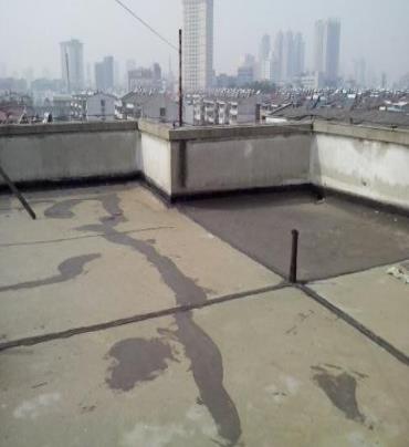 澄海漏水维修 楼顶漏水是什么原因，楼顶漏水维修方法是什么?